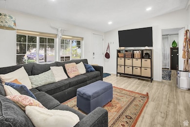 3333 S Westcrest Rd unit 249, Salt Lake City, UT 84120 - photo 5