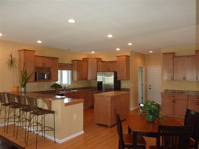 2719 Sunflower Dr, Fitchburg, WI 53711 - photo 2