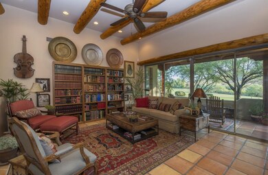 007_Living Room