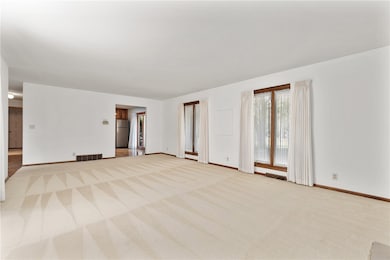 3618 Tamarack Ln, Eau Claire, WI 54701 - photo 5