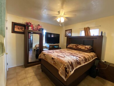 912 Lariat St, El Paso, TX 79915 - photo 6