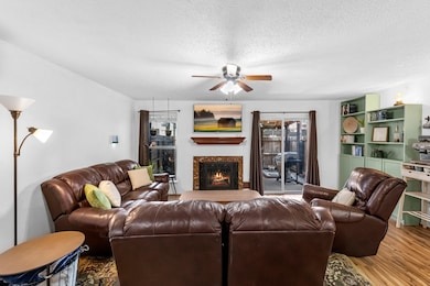 6434 Kentwick Dr unit 24, Houston, TX 77084 - photo 4