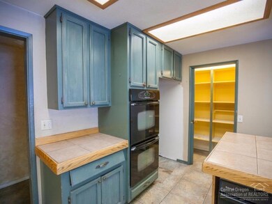 20434 Ahha Ln, Bend, OR 97702 - photo 6