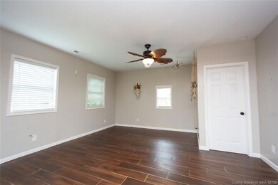 506 Sherley St, New Albany, IN 47150 - photo 3