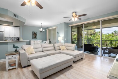 133 Vintage Bay Dr #3-15