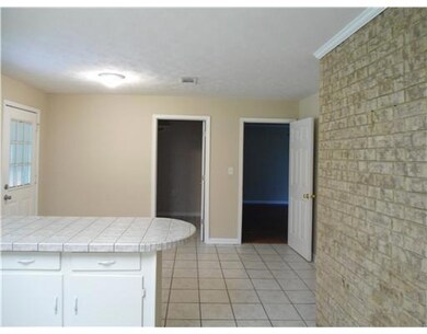 7302 Esler Field Rd, Pineville, LA 71360 - photo 6