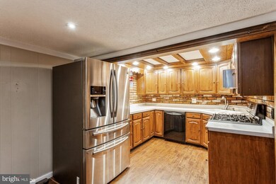 1417 Filbert St, Curtis Bay, MD 21226 - photo 2