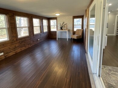 unlisted-address, Willowbrook, IL 60527 - photo 7