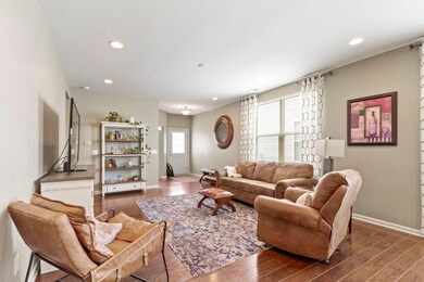 12838 Gloria Dr, Fishers, IN 46037 - photo 3