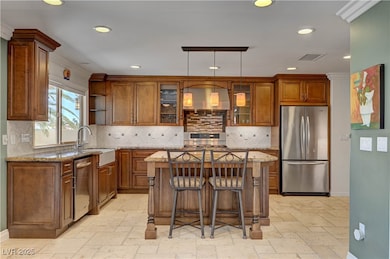 Gourmet Kitchen has Everything!