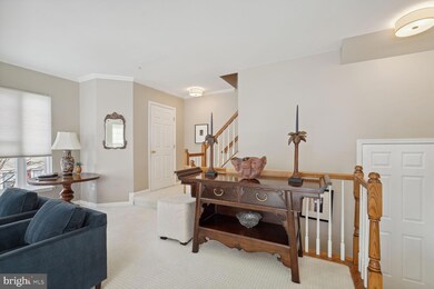 1601 Hunting Creek Dr unit B, Alexandria, VA 22314 - photo 3