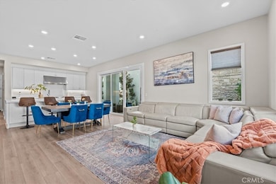 113 Source, Irvine, CA 92618 - photo 5