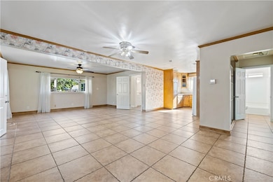 Living/Dining Room Area