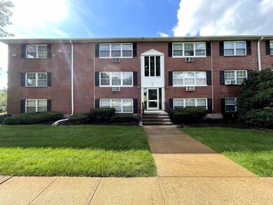 Tara Gardens unit 9, Weymouth, MA 02188 - photo 2