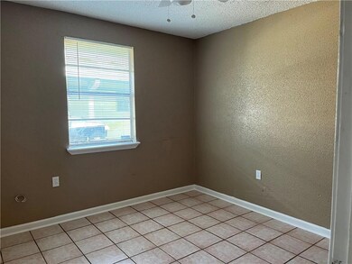 2749 Corinne Dr, Marrero, LA 70072 - photo 4