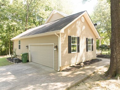 738 Cohutta St, Chatsworth, GA 30705 - photo 2