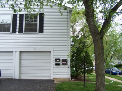 1274 Prairie Ave unit D, Glendale Heights, IL 60139 - photo 2