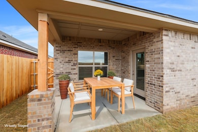 27-Back-Patio - Outdoor - Standard - 0