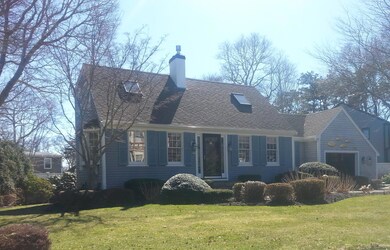 40 Robinson Rd, Sagamore Beach, MA 02562 - photo 2