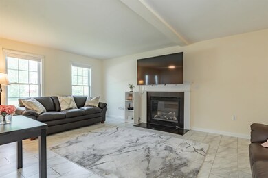 20 Majestic Ave, Nashua, NH 03063 - photo 5