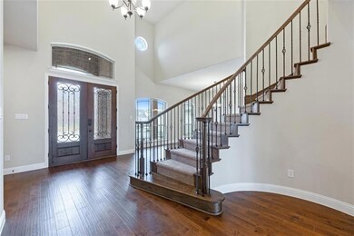 218 Crestview Entry
