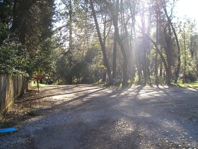 Road to house