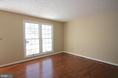 8028 Brightfield Rd, Ellicott City, MD 21043 - photo 4