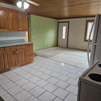 N4533 Oak Knoll Dr, Poynette, WI 53955 - photo 6