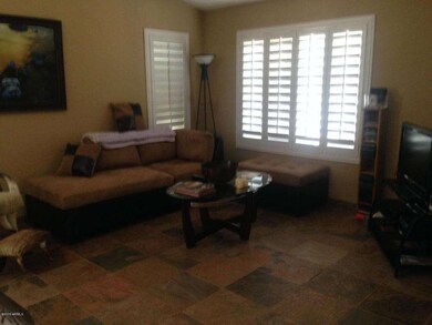 Bliving room2