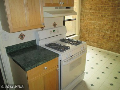 3352 Huntley Square Dr unit T-2, Temple Hills, MD 20748 - photo 7