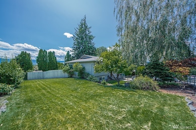 1810 8th St NE, East Wenatchee, WA 98802 - photo 7