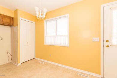5260 Green Meadow Rd-5