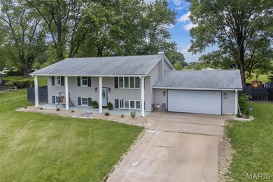 Gorgeous covered porch