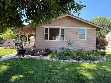 1203 Mcmillan St, Worthington, MN 56187 - photo 2