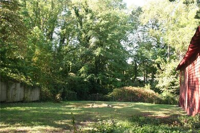 121 E End Ave, Statesville, NC 28677 - photo 5