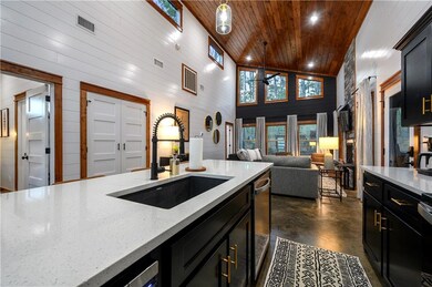 100 Floosey Creek Ln, Broken Bow, OK 74728 - photo 6