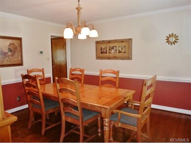 Formal Dining Room 13x12