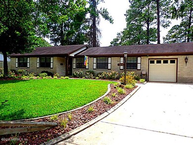 1836 Cedar River Dr, Jacksonville, FL 32210 - photo 2