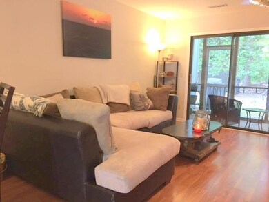 2765 jobee living2