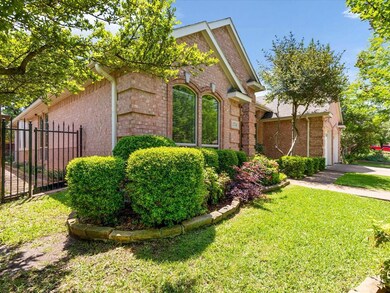 2724 Holly Brook Ct, Bedford, TX 76021 - photo 5