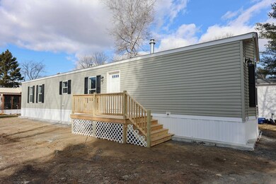 19 Parker Ave, Raymond, NH 03077 - photo 3