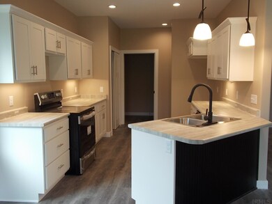 10310 Fieldlight Blvd, Fort Wayne, IN 46835 - photo 7