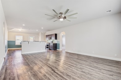 1304 E Toledo St, Broken Arrow, OK 74012 - photo 4