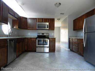 2612 Edmonton Rd, Fayetteville, NC 28304 - photo 5