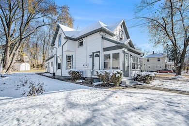 1505 Carl Breeding Way, Jackson, MI 49203 - photo 2