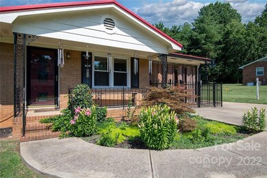 158 Oak Grove Rd, Statesville, NC 28677 - photo 2