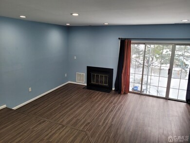 1001 Hemlock Ct, Monmouth Junction, NJ 08852 - photo 6