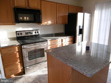 9501 Branchleigh Rd, Randallstown, MD 21133 - photo 4