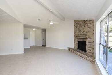 7510 Roaring Springs Dr, Houston, TX 77064 - photo 5