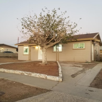 1114 Del Monte St, El Paso, TX 79915 - photo 2